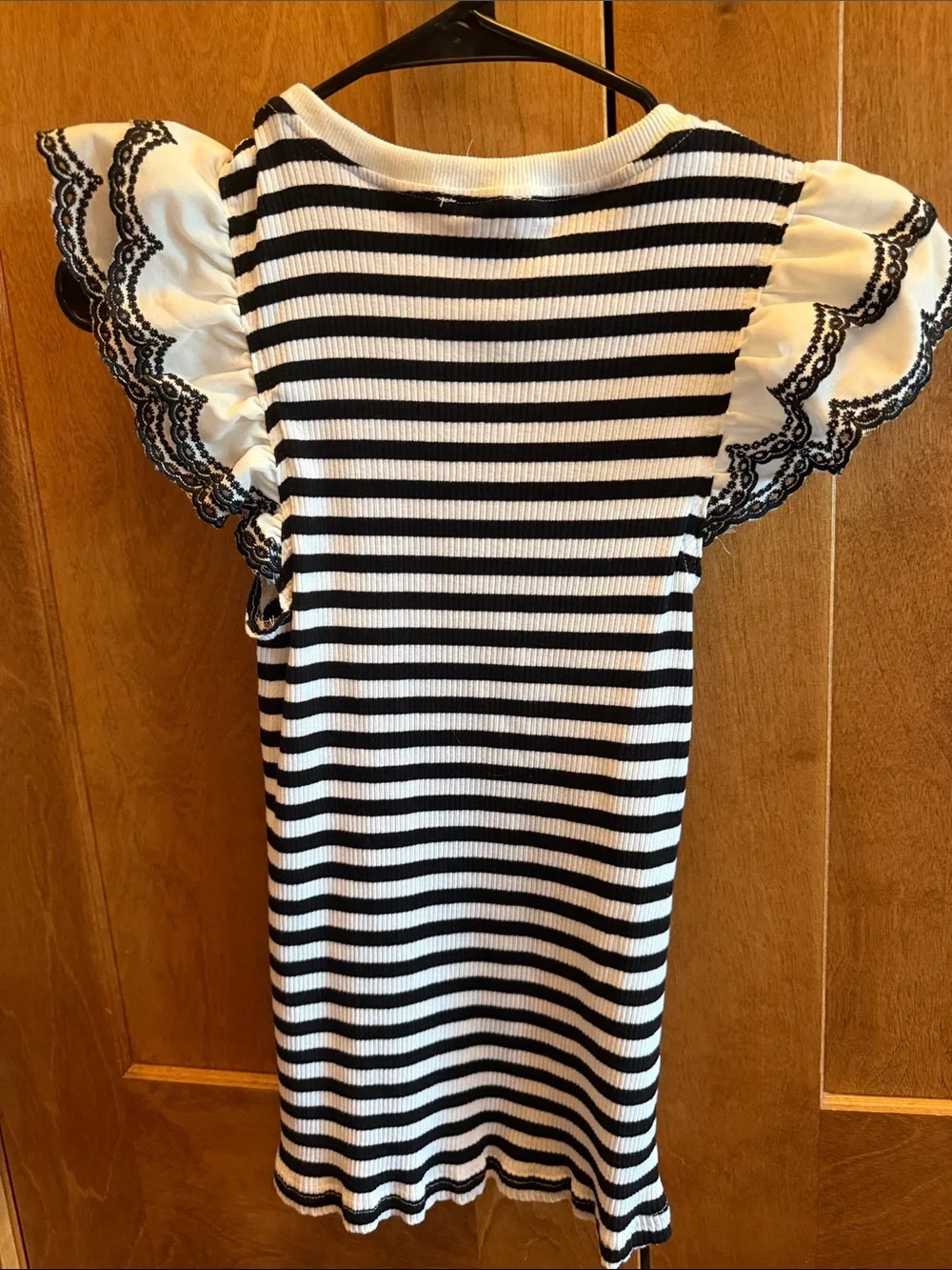 Striped Ruffle Sleeve Knit Top - Black & White - Picture 4 of 6